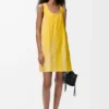 Kleid aus technischer Baumwolle Kleid aus technischer Baumwolle