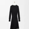 Kleid aus Viskose Kleid aus Viskose