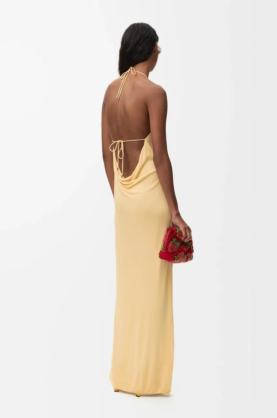 Kleid aus Viskose-Crêpe Kleid aus Viskose-Crêpe