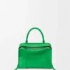 Kleine Amazona 180-Tasche aus weichem Kalbsleder Kleine Amazona 180-Tasche aus weichem Kalbsleder