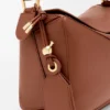 Kleine „Featherlight Puzzle“-Tasche aus Nappa-Lammleder Kleine „Featherlight Puzzle“-Tasche aus Nappa-Lammleder