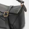 Kleine „Featherlight Puzzle“-Tasche aus Nappa-Lammleder Kleine „Featherlight Puzzle“-Tasche aus Nappa-Lammleder