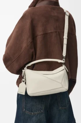 Kleine „Featherlight Puzzle“-Tasche aus Nappa-Lammleder