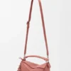 Kleine „Featherlight Puzzle“-Tasche aus Nappa-Lammleder Kleine „Featherlight Puzzle“-Tasche aus Nappa-Lammleder