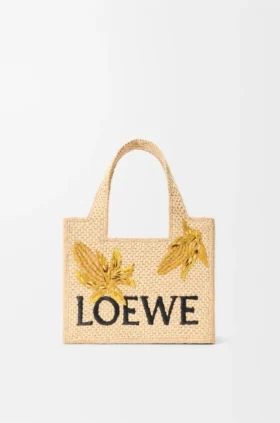 Kleine „Loewe Font Tote“ aus Raffia