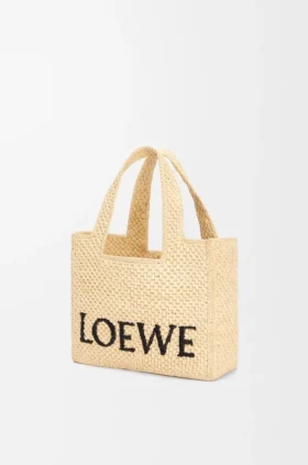 Kleine „Loewe Font Tote“ aus Raffia