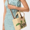 Kleine „Loewe Font Tote“ aus Raffia Kleine „Loewe Font Tote“ aus Raffia