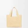 Kleine „Loewe Font Tote“ aus Raffia Kleine „Loewe Font Tote“ aus Raffia