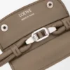 Kleine Madrid-Tasche aus geschmeidigem genarbtem Kalbsleder
