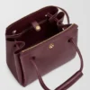 Kleine Madrid-Tasche aus geschmeidigem Kalbsleder Kleine Madrid-Tasche aus geschmeidigem Kalbsleder