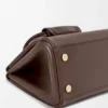 Kleine Madrid-Tasche aus geschmeidigem Kalbsleder Kleine Madrid-Tasche aus geschmeidigem Kalbsleder