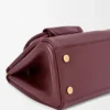 Kleine Madrid-Tasche aus geschmeidigem Kalbsleder Kleine Madrid-Tasche aus geschmeidigem Kalbsleder