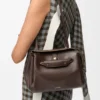 Kleine Madrid-Tasche aus geschmeidigem Kalbsleder Kleine Madrid-Tasche aus geschmeidigem Kalbsleder