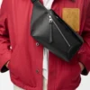 Kleine Puzzle Edge-Gürteltasche aus klassischem Kalbsleder Kleine Puzzle Edge-Gürteltasche aus klassischem Kalbsleder