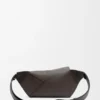 Kleine Puzzle Edge-Gürteltasche aus klassischem Kalbsleder Kleine Puzzle Edge-Gürteltasche aus klassischem Kalbsleder