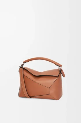 Kleine „Puzzle Edge“-Tasche aus klassischem Kalbsleder Kleine „Puzzle Edge“-Tasche aus klassischem Kalbsleder