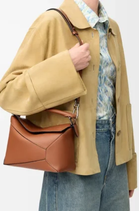 Kleine „Puzzle Edge“-Tasche aus klassischem Kalbsleder Kleine „Puzzle Edge“-Tasche aus klassischem Kalbsleder