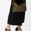 Kleine „Puzzle Edge“-Tasche aus klassischem Kalbsleder Kleine „Puzzle Edge“-Tasche aus klassischem Kalbsleder