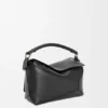 Kleine „Puzzle Edge“-Tasche aus klassischem Kalbsleder Kleine „Puzzle Edge“-Tasche aus klassischem Kalbsleder