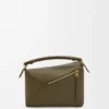 Kleine „Puzzle Edge“-Tasche aus klassischem Kalbsleder Kleine „Puzzle Edge“-Tasche aus klassischem Kalbsleder