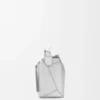 Kleine „Puzzle Edge“-Tasche aus laminiertem Lammleder Kleine „Puzzle Edge“-Tasche aus laminiertem Lammleder