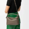 Kleine Puzzle Edge-Tasche aus weichem, genarbtem Kalbsleder Kleine Puzzle Edge-Tasche aus weichem, genarbtem Kalbsleder