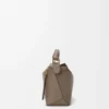 Kleine Puzzle Edge-Tasche aus weichem, genarbtem Kalbsleder Kleine Puzzle Edge-Tasche aus weichem, genarbtem Kalbsleder