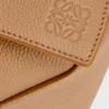 Kleine Puzzle Edge-Tasche aus weichem, genarbtem Kalbsleder Kleine Puzzle Edge-Tasche aus weichem, genarbtem Kalbsleder