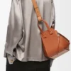 Kleine „Small Hammock“-Tasche aus klassischem Kalbsleder Kleine „Small Hammock“-Tasche aus klassischem Kalbsleder