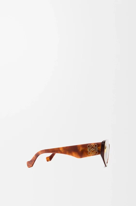 Kleine Sonnenbrille im Schmetterlings-Design Kleine Sonnenbrille im Schmetterlings-Design