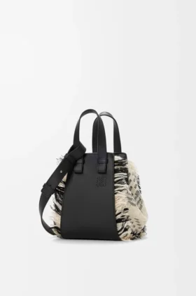 Kompakte „Hammock“-Tasche aus gewebtem Textil