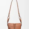 Kompakte „Hammock“-Tasche aus klassischem Kalbsleder Kompakte „Hammock“-Tasche aus klassischem Kalbsleder