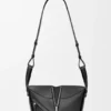 Kompakte „Hammock“-Tasche aus klassischem Kalbsleder Kompakte „Hammock“-Tasche aus klassischem Kalbsleder