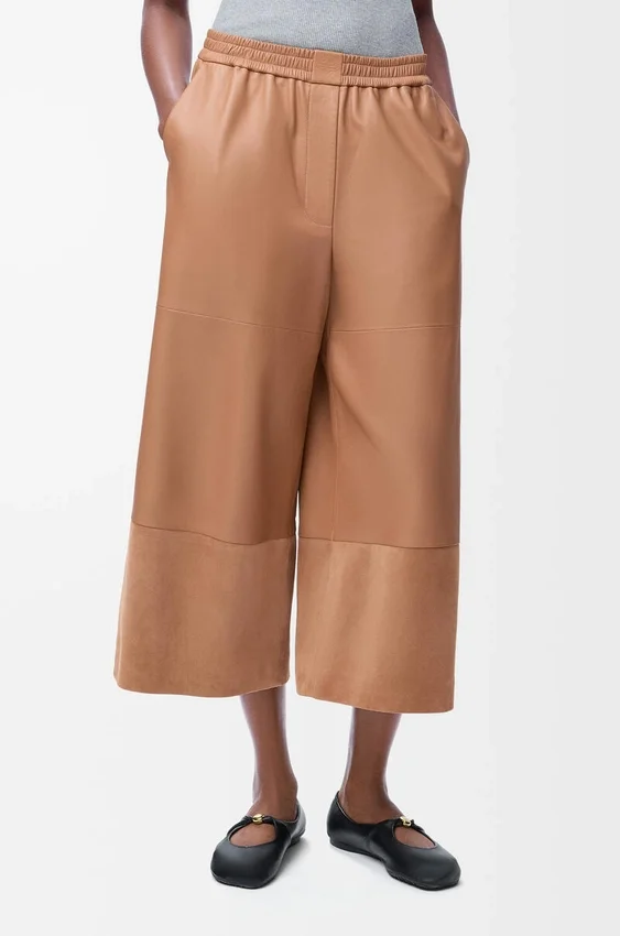 Kurze Hose aus Nappa-Lammleder und Ziegenveloursleder Kurze Hose aus Nappa-Lammleder und Ziegenveloursleder