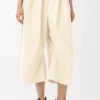 Kurze Hose mit Gürtel aus Baumwolle und Seide Kurze Hose mit Gürtel aus Baumwolle und Seide