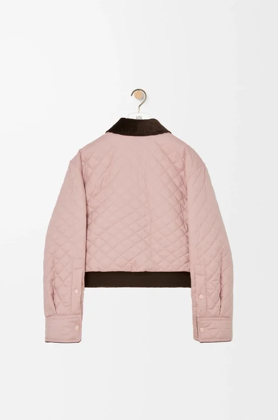 Kurze Jacke aus Funktionsstoff Kurze Jacke aus Funktionsstoff