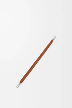 Kurzer „Arrow“-Riemen aus klassischem Kalbsleder