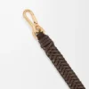 Kurzer „Arrow“-Riemen aus klassischem Kalbsleder Kurzer „Arrow“-Riemen aus klassischem Kalbsleder