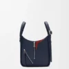 „Layered Hammock Flip Bag“ aus klassischem Kalbsleder „Layered Hammock Flip Bag“ aus klassischem Kalbsleder