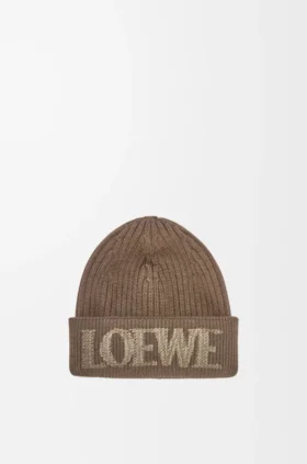 Loewe-Mütze aus Wolle Loewe-Mütze aus Wolle