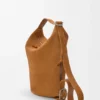 „Loop Bucket“ aus Kalbsveloursleder „Loop Bucket“ aus Kalbsveloursleder