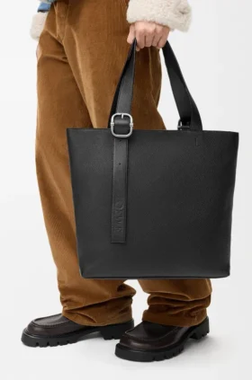 „Loop Zipped Tote“ aus geschmeidigem genarbtem Kalbsleder „Loop Zipped Tote“ aus geschmeidigem genarbtem Kalbsleder