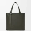 „Loop Zipped Tote“ aus geschmeidigem genarbtem Kalbsleder „Loop Zipped Tote“ aus geschmeidigem genarbtem Kalbsleder