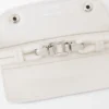 Madrid-Tasche in mittlerer Größe aus geschmeidigem, genarbtem Kalbsleder Madrid-Tasche in mittlerer Größe aus geschmeidigem, genarbtem Kalbsleder