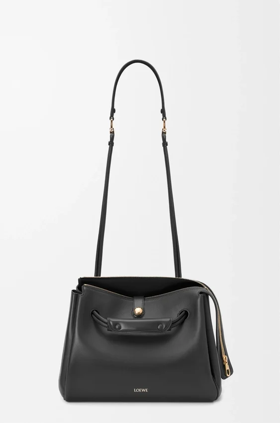 Madrid-Tasche in mittlerer Größe aus geschmeidigem Kalbsleder Madrid-Tasche in mittlerer Größe aus geschmeidigem Kalbsleder