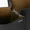 Medium Bilbao Bucket aus glattem Kalbsleder Medium Bilbao Bucket aus glattem Kalbsleder