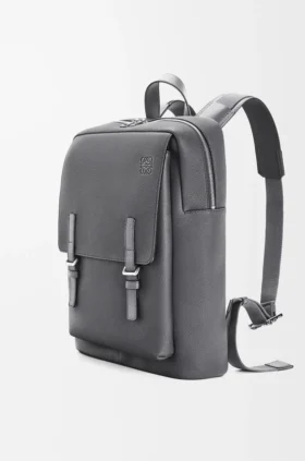 Militärrucksack aus weichem, genarbtem Kalbsleder