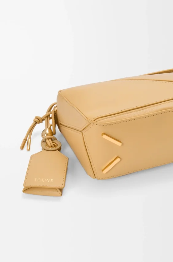 Mini Featherlight Puzzle-Tasche aus Nappa-Lammleder Mini Featherlight Puzzle-Tasche aus Nappa-Lammleder
