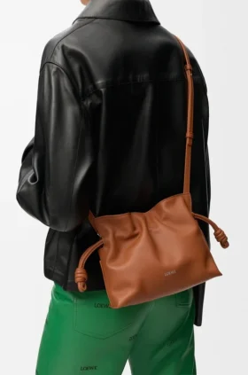 Mini-Flamenco-Clutch aus Nappa-Kalbsleder
