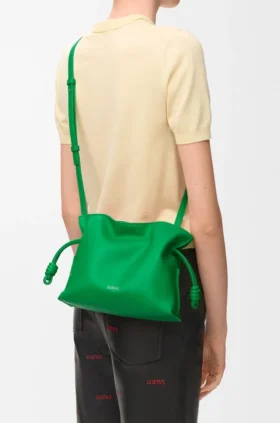 Mini-Flamenco-Clutch aus Nappa-Kalbsleder